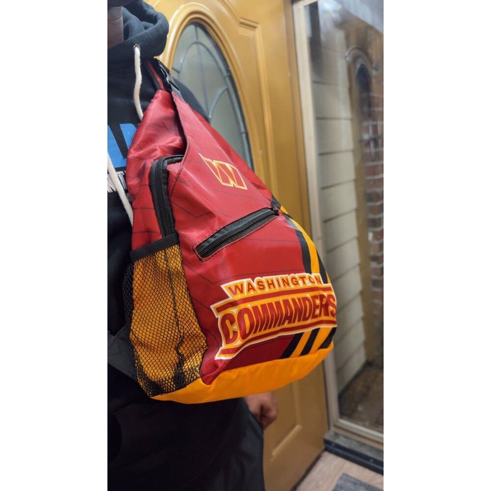 Washington Commanders Crossbody Bag - Picture 2 of 2